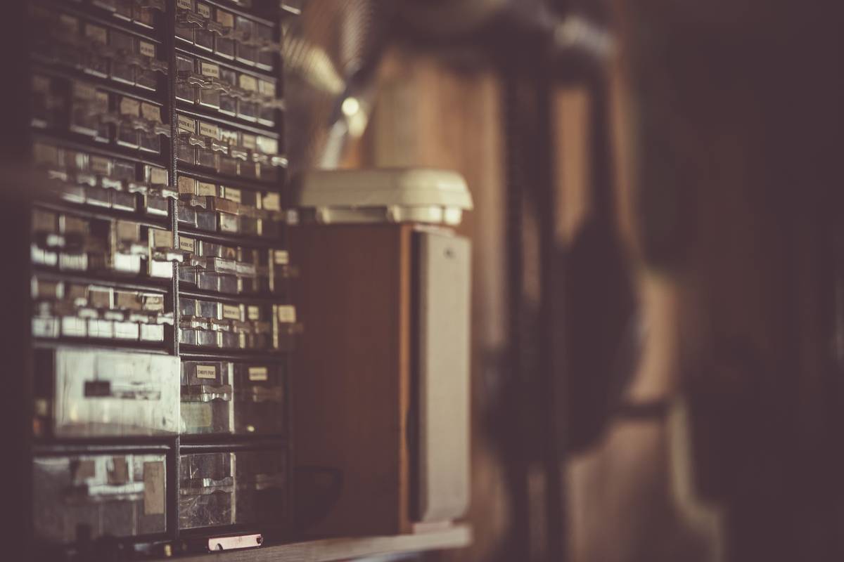 Shadow Box Display Ideas: 7 Proven Ways to Avoid Boring Collectibles